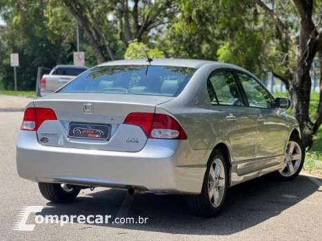 CIVIC - 1.8 LXS 16V 4P AUTOMÁTICO