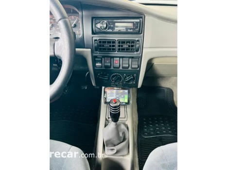 SANTANA 1.8 CL 8V ÁLCOOL 4P MANUAL