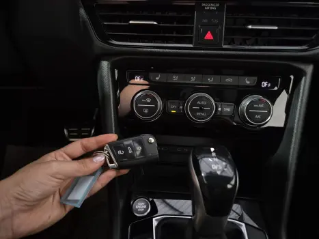 TAOS 1.4 250 TSI Highline