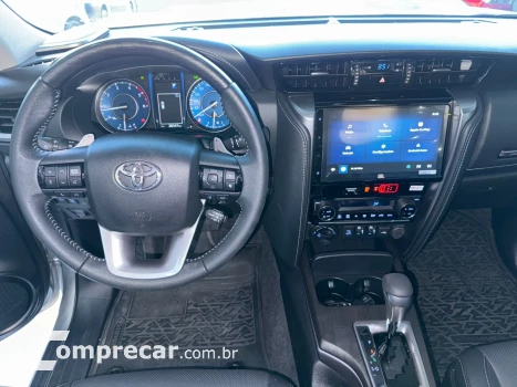 HILUX SW4 2.8 D-4d Turbo SRX Platinum 7L 4X4