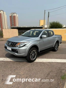 L200 TRITON 2.4 16V Turbo Sport GL CD 4X4