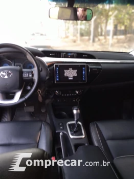 Toyota HILUX CD SRV 4 portas