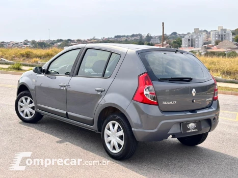 Sandero Privilège 1.6 8V Hi-Torque (flex)