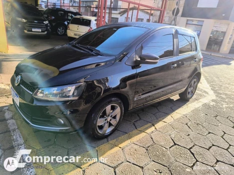 Volkswagen Fox RUN 1.6 Flex 8V 5p 4 portas