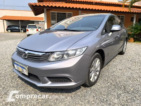 Honda CIVIC 1.8 LXS 16V 4 portas