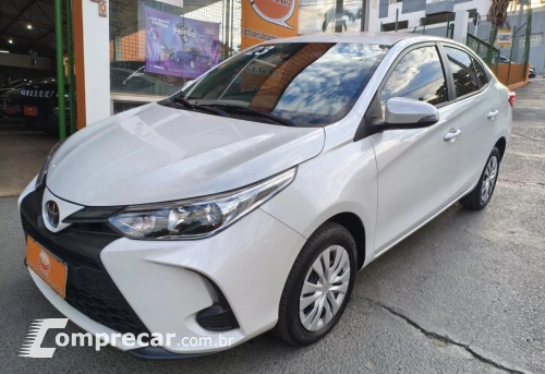 Toyota Yaris Sedan 1.5 16V 4P FLEX XS CONNECT MULTIDRIVE AUTOMÁTICO 4 portas