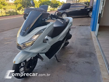 PCX 160 DLX ABS
