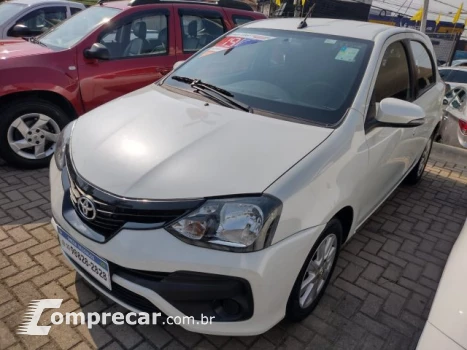 Toyota ETIOS HATCH - 1.5 X PLUS 16V 4P MANUAL 4 portas