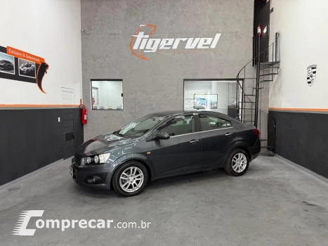 CHEVROLET SONIC 1.6 LTZ Sedan 16V 4 portas