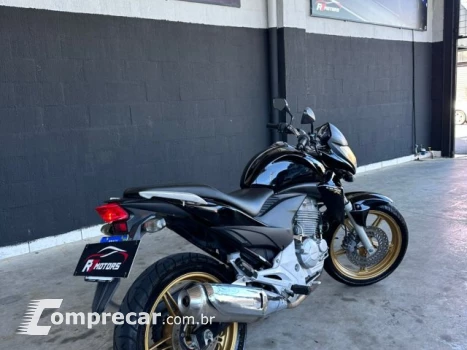 CB 300R - Street