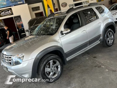 Renault DUSTER - 2.0 DYNAMIQUE 4X2 16V 4P AUTOMÁTICO 4 portas