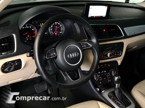 Q3 2.0 TFSI Ambiente Quattro