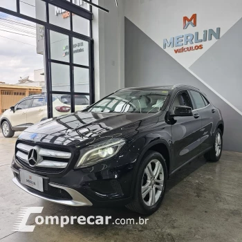 Mercedes-Benz GLA 200 1.6 CGI Style 16V Turbo 4 portas