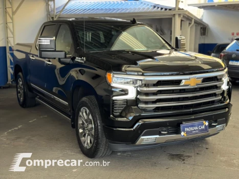 CHEVROLET Silverado 5.3 V8 1500 HIGH COUNTRY CABINE DUPLA 4X4 AUTOMÁTI 4 portas