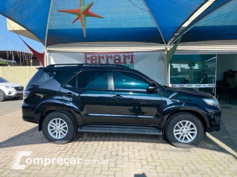 HILUX SW4 3.0 SRV 4X4 7 Lugares 16V Turbo Intercooler