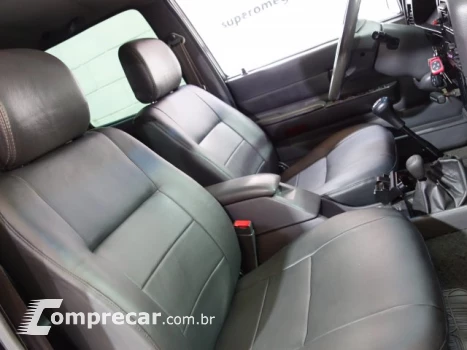 HILUX - 3.0 SR 4X4 CD 8V TURBO 4P MANUAL