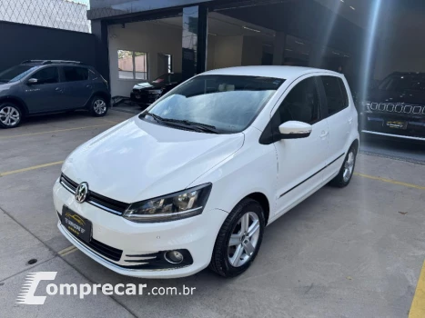 Volkswagen Fox Highline1.6 Flex 16V 5p 4 portas