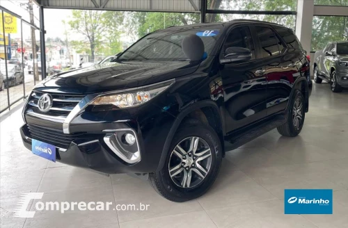 Toyota HILUX SW4 2.7 SRV 7 LUGARES 4X2 16V FLEX 4P AUTOM 4 portas