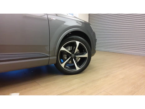 Q7 3.0 V6 TDI DIESEL PERFORMANCE TIPTRONIC