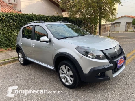 Renault SANDERO 1.6 Stepway 8V 4 portas