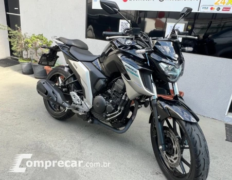 Yamaha FAZER 250