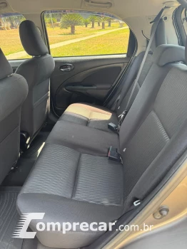 Etios 1.5 XS Hatch