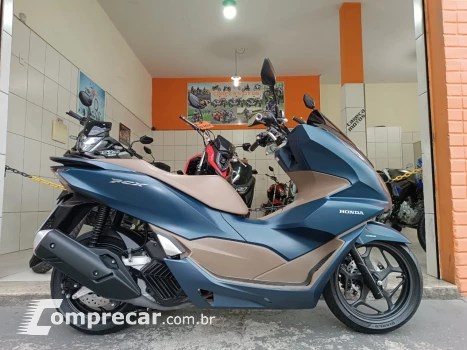 PCX 160 DLX ABS