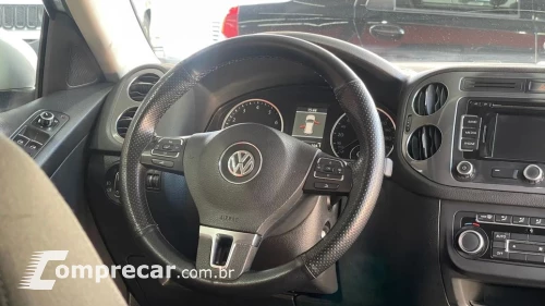 Volkswagen VOLKSWAGEN TIGUAN 2.0 TSI 16V TURBO 4 portas