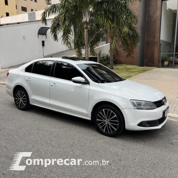 JETTA 2.0 TSI Highline 200cv