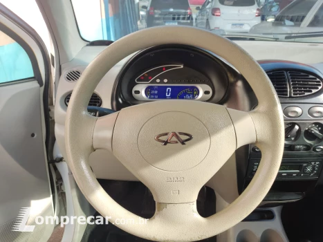 QQ 1.1 MPFI 16V