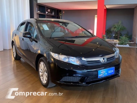 HONDA CIVIC - 1.8 LXS 16V 4P AUTOMÁTICO 4 portas