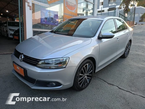 Jetta 2.0 4P TSI HIGHLINE 211 CV AUTOMÁTICO