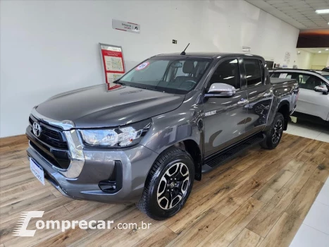 Toyota HILUX 2.8 D-4D TURBO DIESEL CD SRV 4X4 AUTOMÁTICO 4 portas