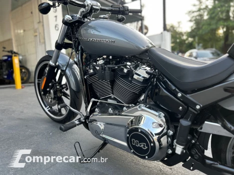 Softail Breakout 114