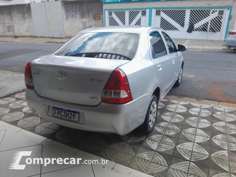 ETIOS 1.5 XLS Sedan 16V