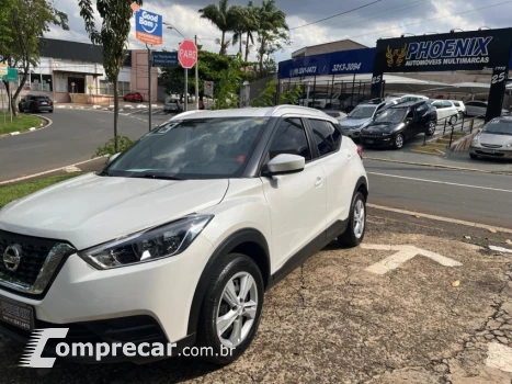 NISSAN KICKS 1.6 16V S 4 portas