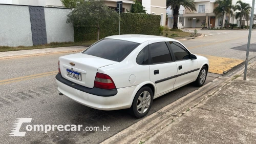 VECTRA 2.0 MPFI GLS 8V