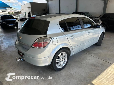 VECTRA 2.0 MPFI GT Hatch 8V