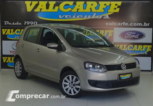 Volkswagen FOX 1.6 MI Trendline 8V 4 portas
