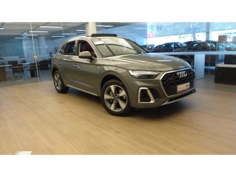 Audi Q5 2.0 45 TFSI GASOLINA S LINE QUATTRO S TRONIC 4 portas