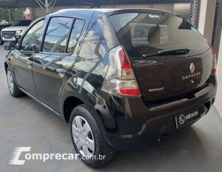 SANDERO
