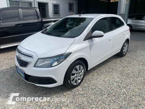 CHEVROLET Onix Hatch 1.4 4P FLEX LT 4 portas