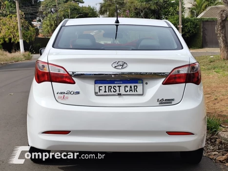 HB20S 1.6 COMFORT PLUS 16V FLEX 4P AUTOMÁTICO
