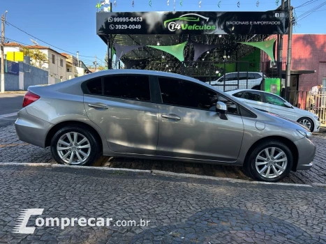 Honda Civic Sedan LXS 1.8/1.8 Flex 16V Aut. 4p 4 portas