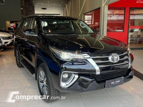 HILUX SW4 srx 7 lugares