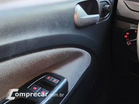 SAVEIRO 1.6 Cross CD 16V