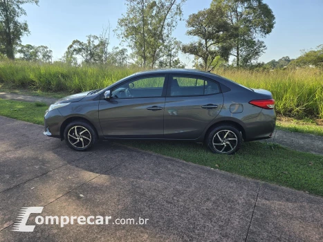 YARIS 1.5 16V XL