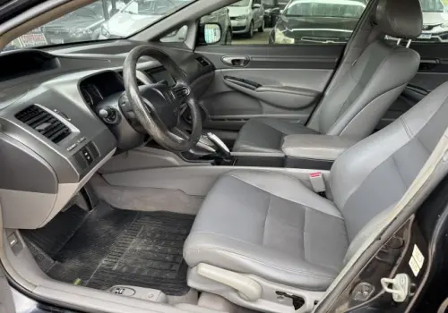 CIVIC - 1.8 LXS 16V 4P AUTOMÁTICO