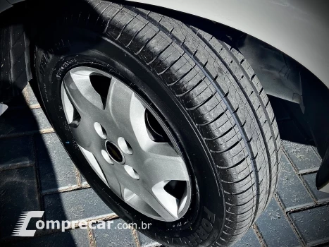 CELTA 1.0 MPFI LT 8V