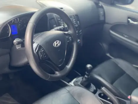 i30 2.0 16V 145cv 5p Mec.